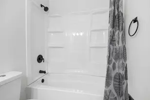 1103 Southbridge Ln, Schaumburg, IL 60194 - Photo 11