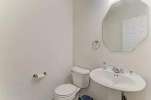 335 Snowdrop Ln, Elgin, IL 60124 - Photo 9