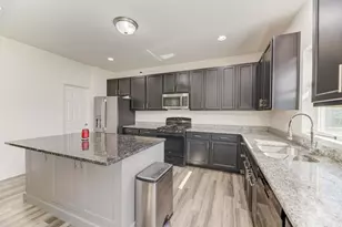 335 Snowdrop Ln, Elgin, IL 60124 - Photo 13