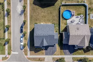 335 Snowdrop Ln, Elgin, IL 60124 - Photo 41