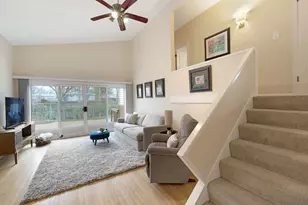 525 Mallard Ln, Deerfield, IL 60015 - Photo 3