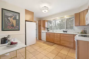 525 Mallard Ln, Deerfield, IL 60015 - Photo 11