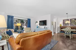 200 Brookside Ln, Willowbrook, IL 60527 - Photo 17