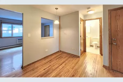 [Address not provided], Oak Park, IL 60302 - Photo 5