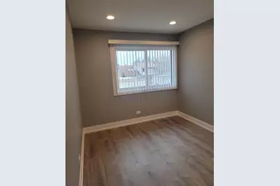 [Address not provided], Roselle, IL 60172 - Photo 21