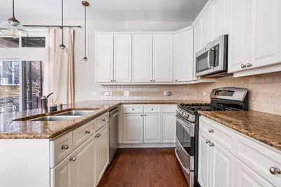 1002 W Altgeld Street #1002, Chicago, IL 60614 - Photo 7