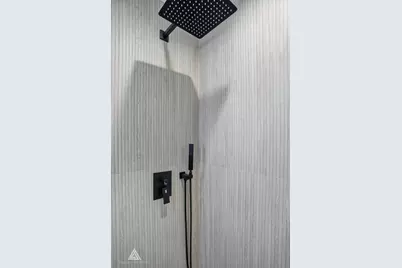 500 N Fairview Avenue, Mount Prospect, IL 60056 - Photo 23