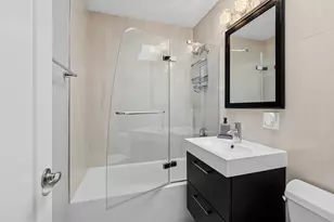 2906 N Sheridan Rd, Chicago, IL 60657 - Photo 17