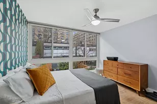 2906 N Sheridan Rd, Chicago, IL 60657 - Photo 13