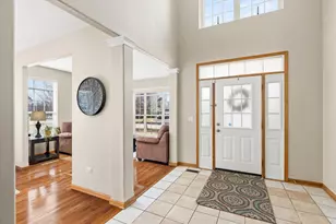 402 S Palmer Dr, Bolingbrook, IL 60490 - Photo 5