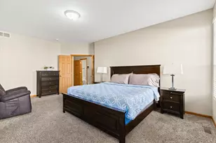 402 S Palmer Dr, Bolingbrook, IL 60490 - Photo 23