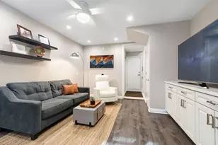 1816 S Indiana Ave, Chicago, IL 60616 - Photo 3