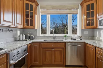 11361 W Plainfield Road, Indian Head Park, IL 60525 - Photo 17