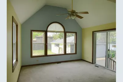 786 N Van Auken Street, Elmhurst, IL 60126 - Photo 23