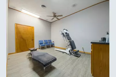 2103 W 9th Street, Mount Carroll, IL 62863 - Photo 11