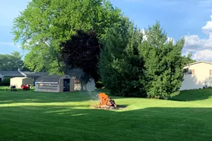 18864 Pioneer St, Bloomington, IL 61705 - Photo 23