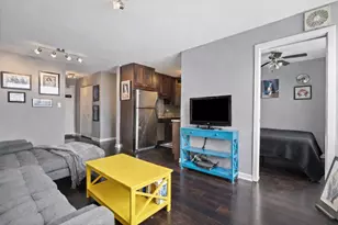 3033 N Sheridan Rd, Chicago, IL 60657 - Photo 7