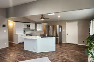 2424 E 2350th Rd, Marseilles, IL 61341 - Photo 5