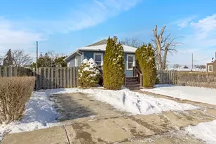 1336 Hirsch Ave, Calumet City, IL 60409 - Photo 3