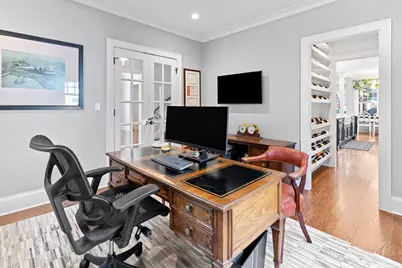 [Address not provided], Wilmette, IL 60091 - Photo 17