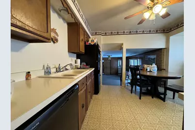 2518 S Cedar Glen Drive, Arlington Heights, IL 60005 - Photo 5