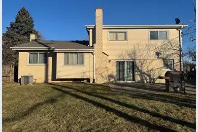 2518 S Cedar Glen Drive, Arlington Heights, IL 60005 - Photo 17