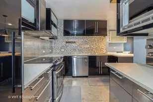 470 Fawell Blvd, Glen Ellyn, IL 60137 - Photo 11