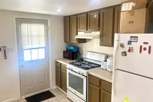 530 Meadow Green Ln, Round Lake Beach, IL 60073 - Photo 11