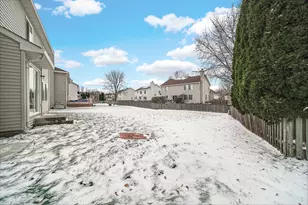 4 Franklin Ct, Bolingbrook, IL 60440 - Photo 27