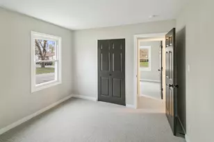 21704 Clyde Ave, Sauk Village, IL 60411 - Photo 13