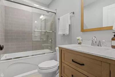 559 N Springfield Avenue, Chicago, IL 60624 - Photo 11