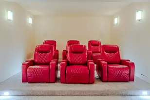 885 N 100 W, Valparaiso, IN 46385 - Photo 31