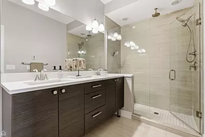 3047 N Oakley Avenue #301, Chicago, IL 60618 - Photo 19