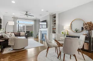 3047 N Oakley Ave, Chicago, IL 60618 - Photo 3