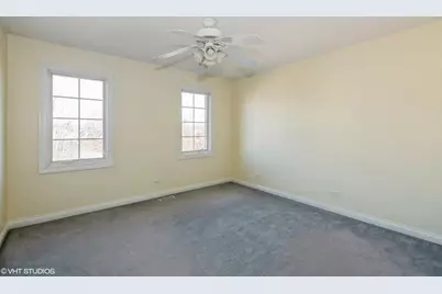 229 Kacie Court, Westmont, IL 60559 - Photo 19