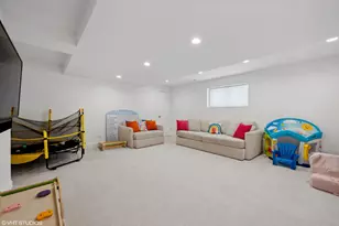 3836 N Keeler Ave, Chicago, IL 60641 - Photo 25