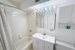 1800 7th St, East Moline, IL 61244 - Photo 9