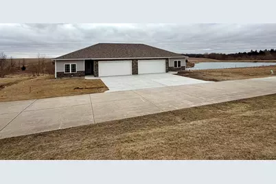 135 Countryview Court, Aledo, IL 61231 - Photo 1