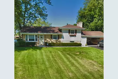 7802 Warwick Avenue, Darien, IL 60561 - Photo 1