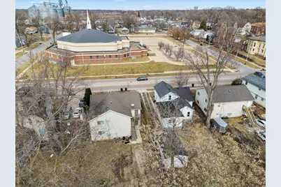 806 W Market Street, Bloomington, IL 61701 - Photo 29