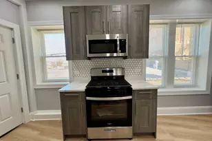 1701 1/2 W Albion Ave, Chicago, IL 60626 - Photo 7