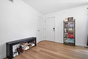 206 E Irving St, Normal, IL 61761 - Photo 3