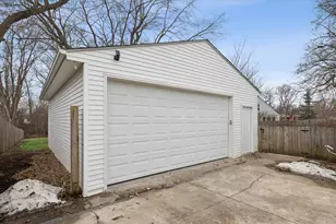 3101 Lebanon Ave, Zion, IL 60099 - Photo 29