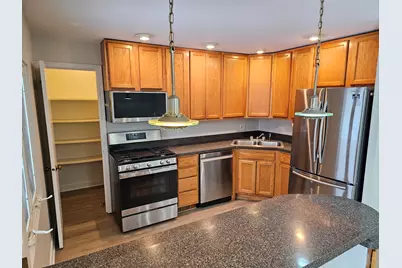 1550 Sandpebble Drive #210, Wheeling, IL 60090 - Photo 3