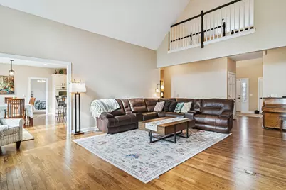 614 Birch Hollow Drive, Antioch, IL 60002 - Photo 7