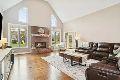 614 Birch Hollow Drive, Antioch, IL 60002 - Photo 5