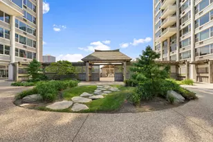 4250 N Marine Dr, Chicago, IL 60613 - Photo 31