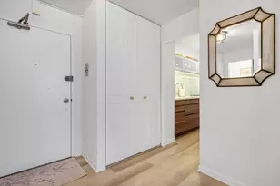 4250 N Marine Dr, Chicago, IL 60613 - Photo 3