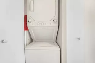 1309 N Wells St, Chicago, IL 60610 - Photo 13