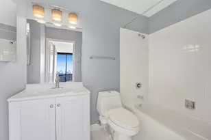 1309 N Wells St, Chicago, IL 60610 - Photo 11